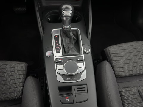 Audi A3 Sportback 1.4 e-tron PHEV Ambition Pro Line plus (Plug-in) Aut. *PANO | FULL-LED | BANG&OLUFSEN | SPORT-SEATS | DAB+ | KEYLESS | NAVI-FULLMAP | ECC | PDC | CRUISE | 18''ALU*