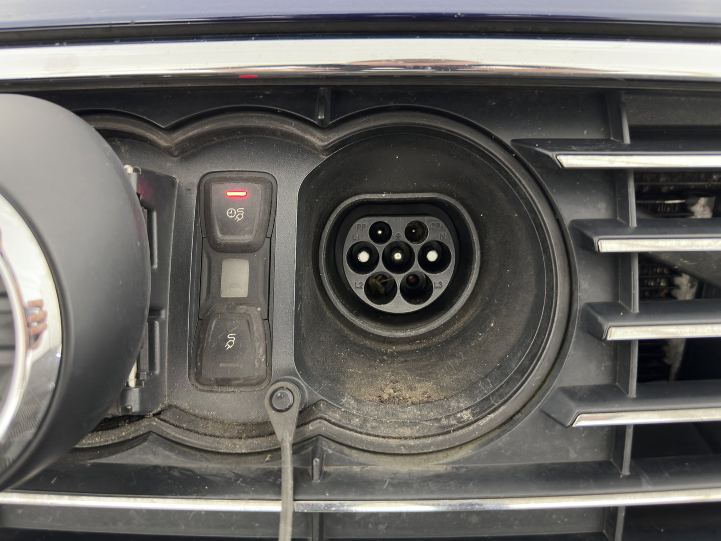 Audi A3 Sportback 1.4 e-tron PHEV Ambition Pro Line plus (Plug-in) Aut. *PANO | FULL-LED | BANG&OLUFSEN | SPORT-SEATS | DAB+ | KEYLESS | NAVI-FULLMAP | ECC | PDC | CRUISE | 18''ALU*