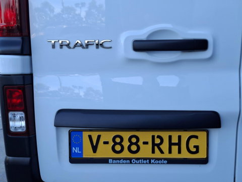 Renault Trafic 2.0 dCi 120 T29 L2H1 Luxe AIRCO / KASTEN INRICHTING / 3 ZITS / IMPERIAL / EURO 6
