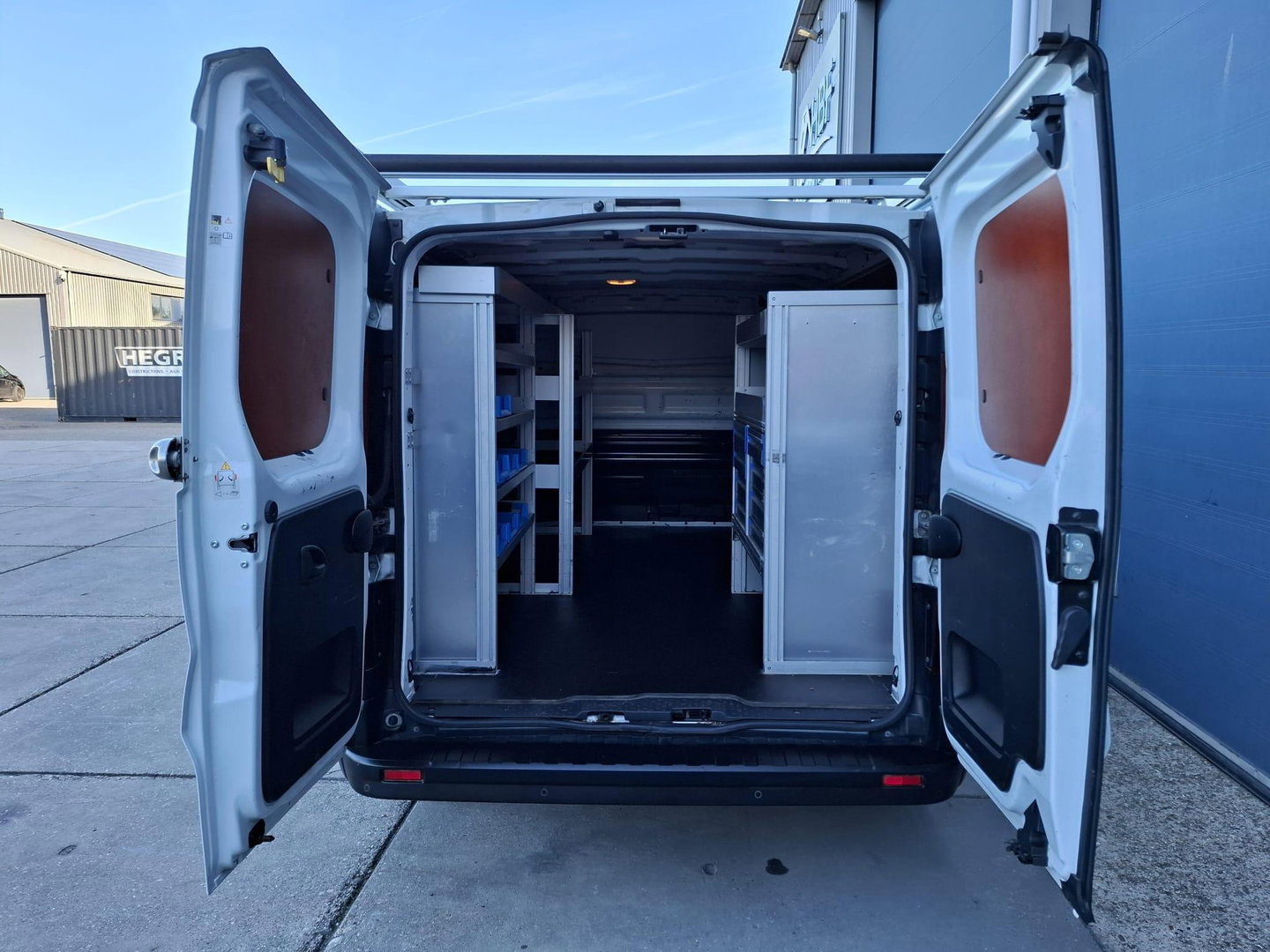 Renault Trafic 2.0 dCi 120 T29 L2H1 Luxe AIRCO / KASTEN INRICHTING / 3 ZITS / IMPERIAL / EURO 6