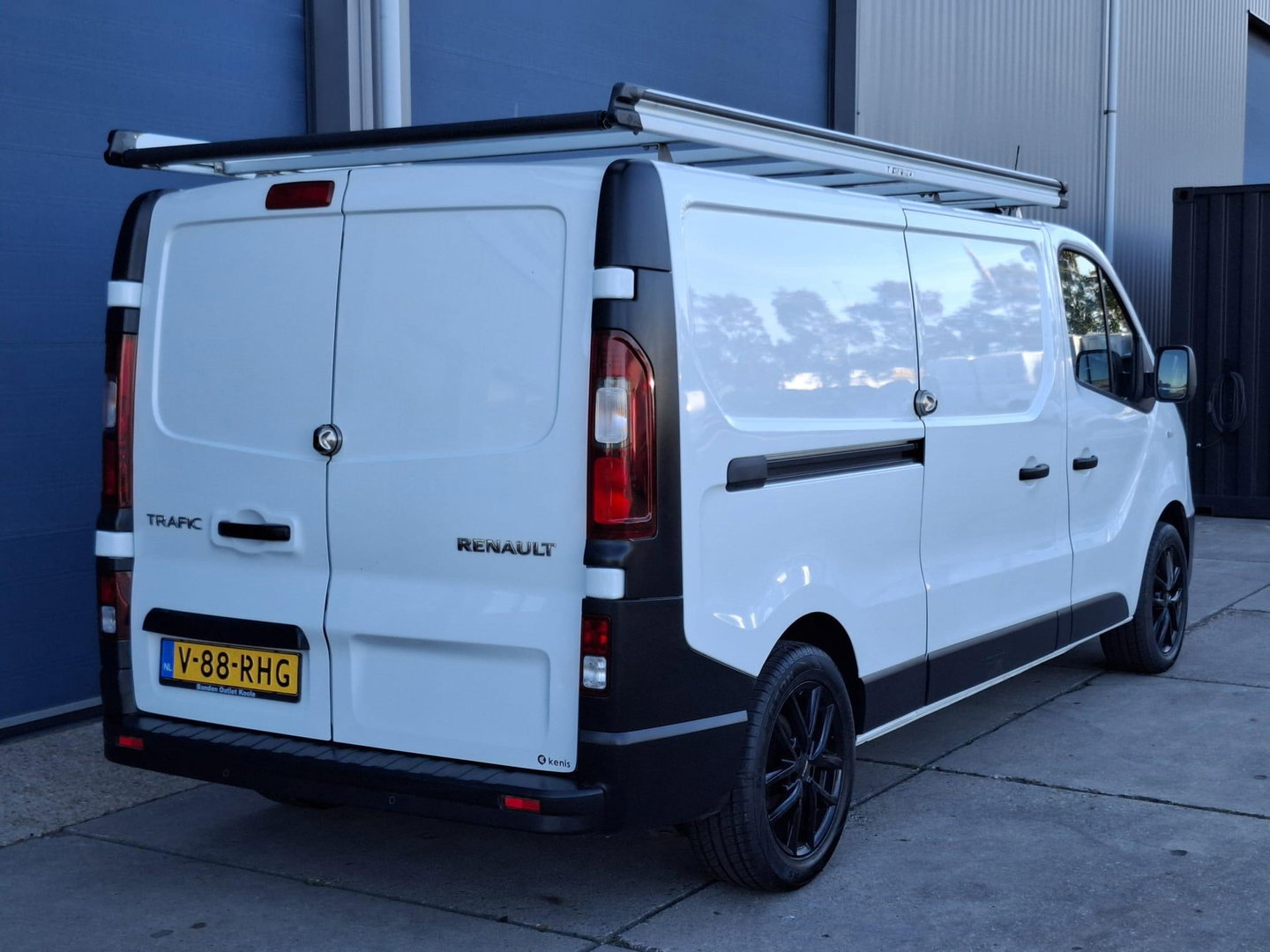 Renault Trafic 2.0 dCi 120 T29 L2H1 Luxe AIRCO / KASTEN INRICHTING / 3 ZITS / IMPERIAL / EURO 6