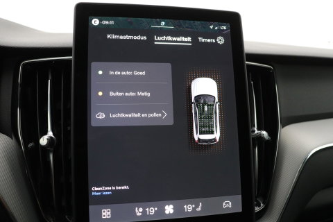Volvo XC60 T6 Plus Black Edition | Harman/Kardon | Pilot Assist | Panoramadak | 360° Camera | Head-Up | Stoel+Stuurverwarming | 21 Inch