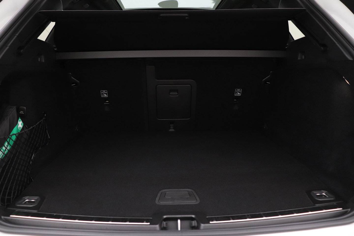 Volvo XC60 T6 Plus Black Edition | Harman/Kardon | Pilot Assist | Panoramadak | 360° Camera | Head-Up | Stoel+Stuurverwarming | 21 Inch
