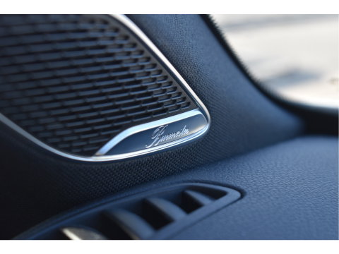 Mercedes-Benz A-Klasse 250 e Business Solution AMG Limited 218 pk | Zéér vol | 360 gr.camera | Massagestoelen | Pano | Elekt.stoelen memory | Burmester | Sfeerverlichting | Full LED