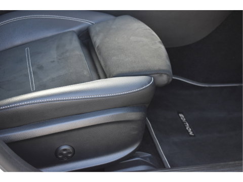 Mercedes-Benz A-Klasse 250 e Business Solution AMG Limited 218 pk | Zéér vol | 360 gr.camera | Massagestoelen | Pano | Elekt.stoelen memory | Burmester | Sfeerverlichting | Full LED