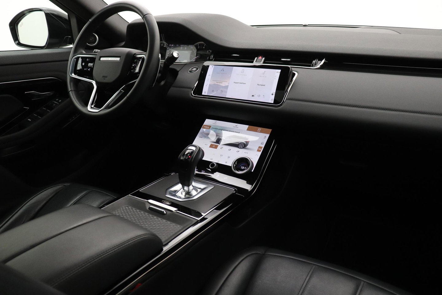 Land Rover Range Rover Evoque 1.5 P300e AWD R-Dynamic SE | Panoramadak | Trekhaak | Stuurverwarming | Meridian