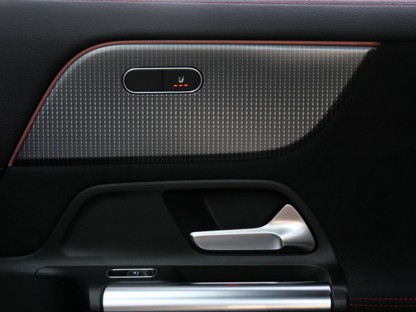 Mercedes-Benz EQA 67kWh AMG/ AMBIENT LIGHTING/ BLINDSPOT/ ELEKT. KLEP/ SOH 97%