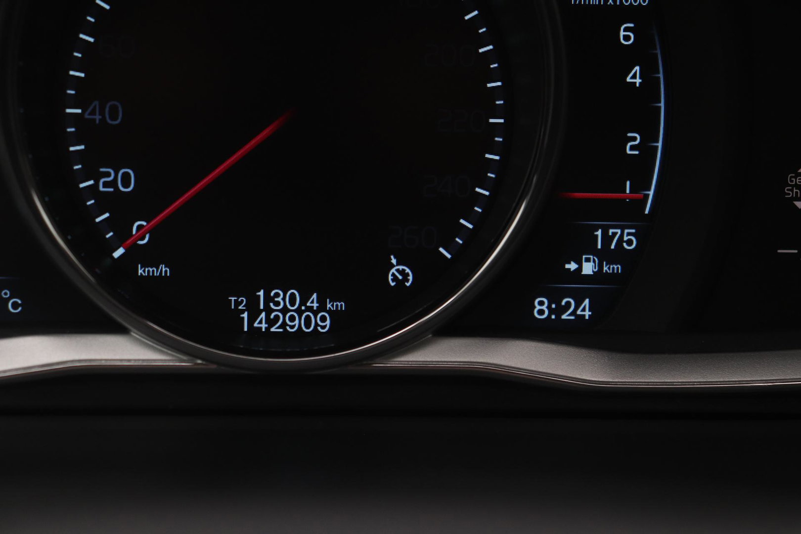 Volvo S60 1.6 T3 Momentum | Trekhaak | Cruise Control | Leder | Navigatie | PDC Voor+Achter | Climate Control | LED