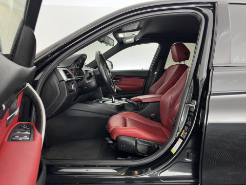 BMW 3-serie 330e Centennial High Executive M-Sportpack (Plug-in) Aut. *LEATHER | FULL-LED | HEATED-SPORTSEATS | NAVI-FULLMAP | PRIVACY-GLASS | ECC | PDC | CRUISE | 18''ALU*