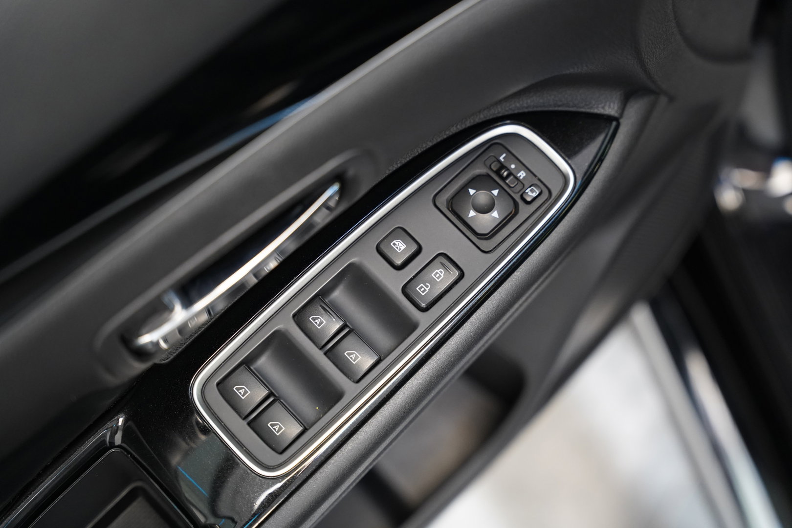 Mitsubishi Outlander 2.4 PHEV Intense+ Opendak Trekhaak
