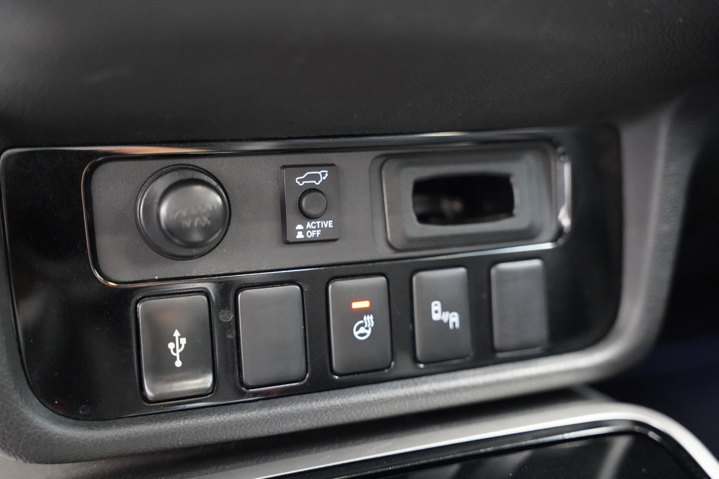 Mitsubishi Outlander 2.4 PHEV Intense+ Opendak Trekhaak