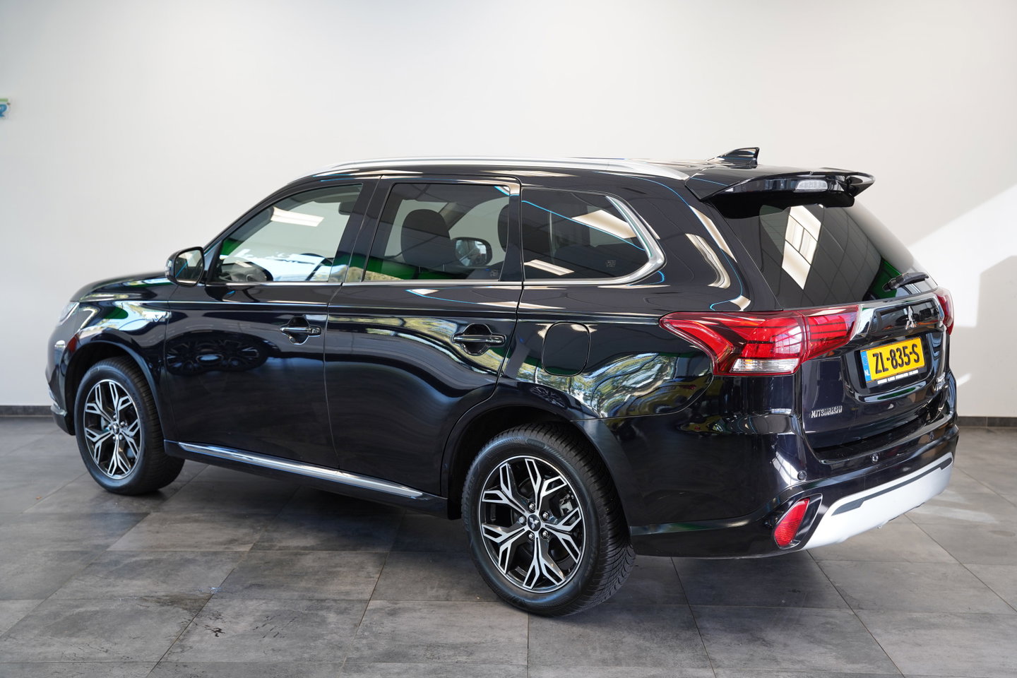 Mitsubishi Outlander 2.4 PHEV Intense+ Opendak Trekhaak