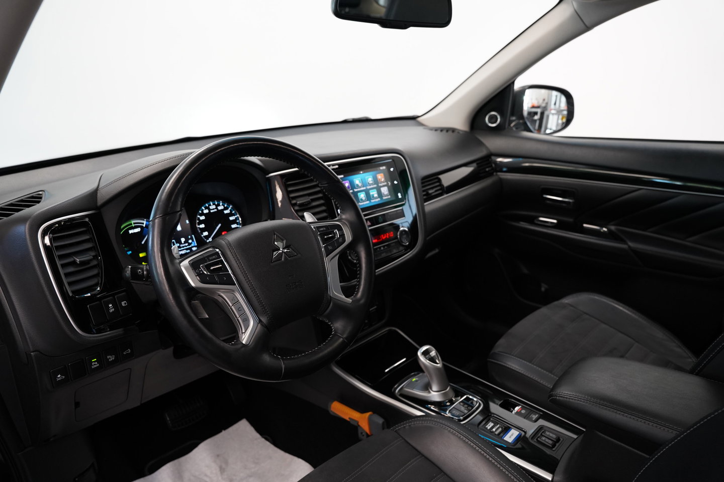 Mitsubishi Outlander 2.4 PHEV Intense+ Opendak Trekhaak