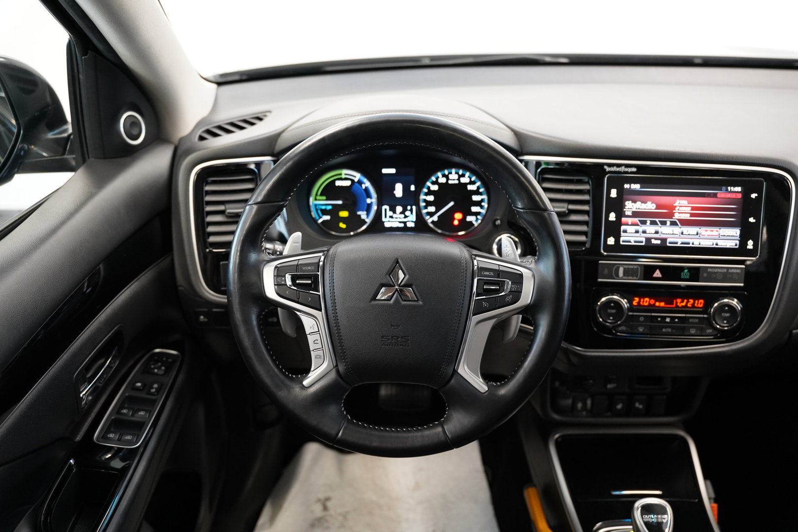 Mitsubishi Outlander 2.4 PHEV Intense+ Opendak Trekhaak