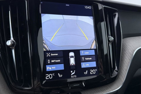 Volvo XC60 T8 Twin Engine Inscription | Luchtvering | Bowers&Wilkins | Panoramadak | Stoelventilatie | Trekhaak | 360° Camera