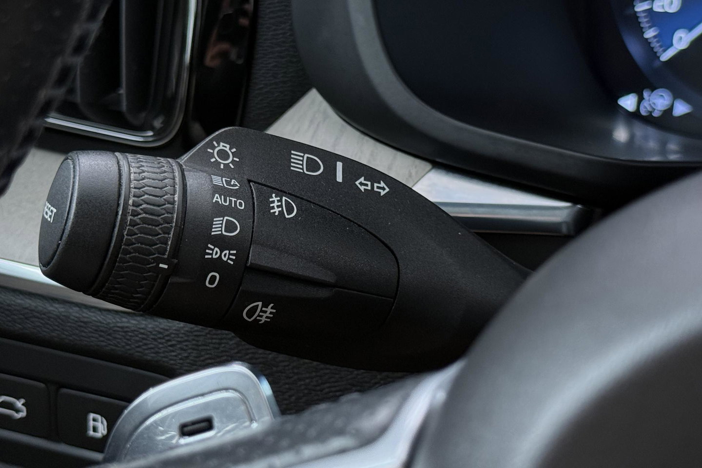 Volvo XC60 T8 Twin Engine Inscription | Luchtvering | Bowers&Wilkins | Panoramadak | Stoelventilatie | Trekhaak | 360° Camera