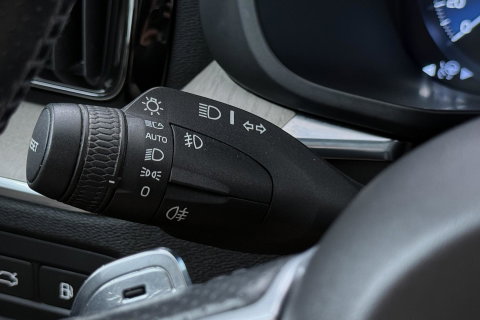 Volvo XC60 T8 Twin Engine Inscription | Luchtvering | Bowers&Wilkins | Panoramadak | Stoelventilatie | Trekhaak | 360° Camera