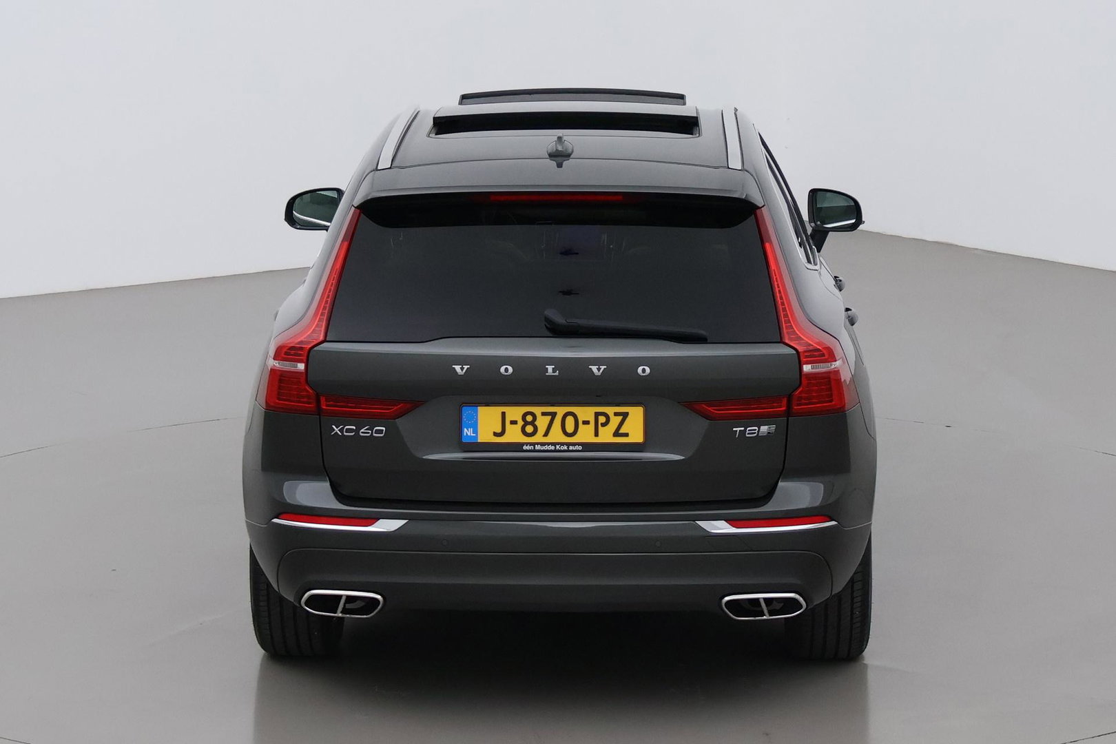 Volvo XC60 T8 Twin Engine Inscription | Luchtvering | Bowers&Wilkins | Panoramadak | Stoelventilatie | Trekhaak | 360° Camera