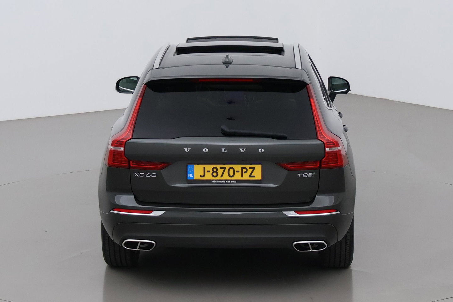 Volvo XC60 T8 Twin Engine Inscription | Luchtvering | Bowers&Wilkins | Panoramadak | Stoelventilatie | Trekhaak | 360° Camera