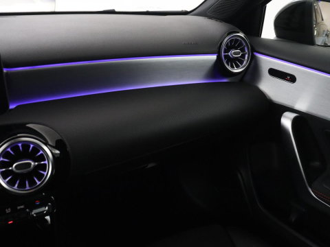 Mercedes-Benz A-Klasse 180 Business Solution AMG