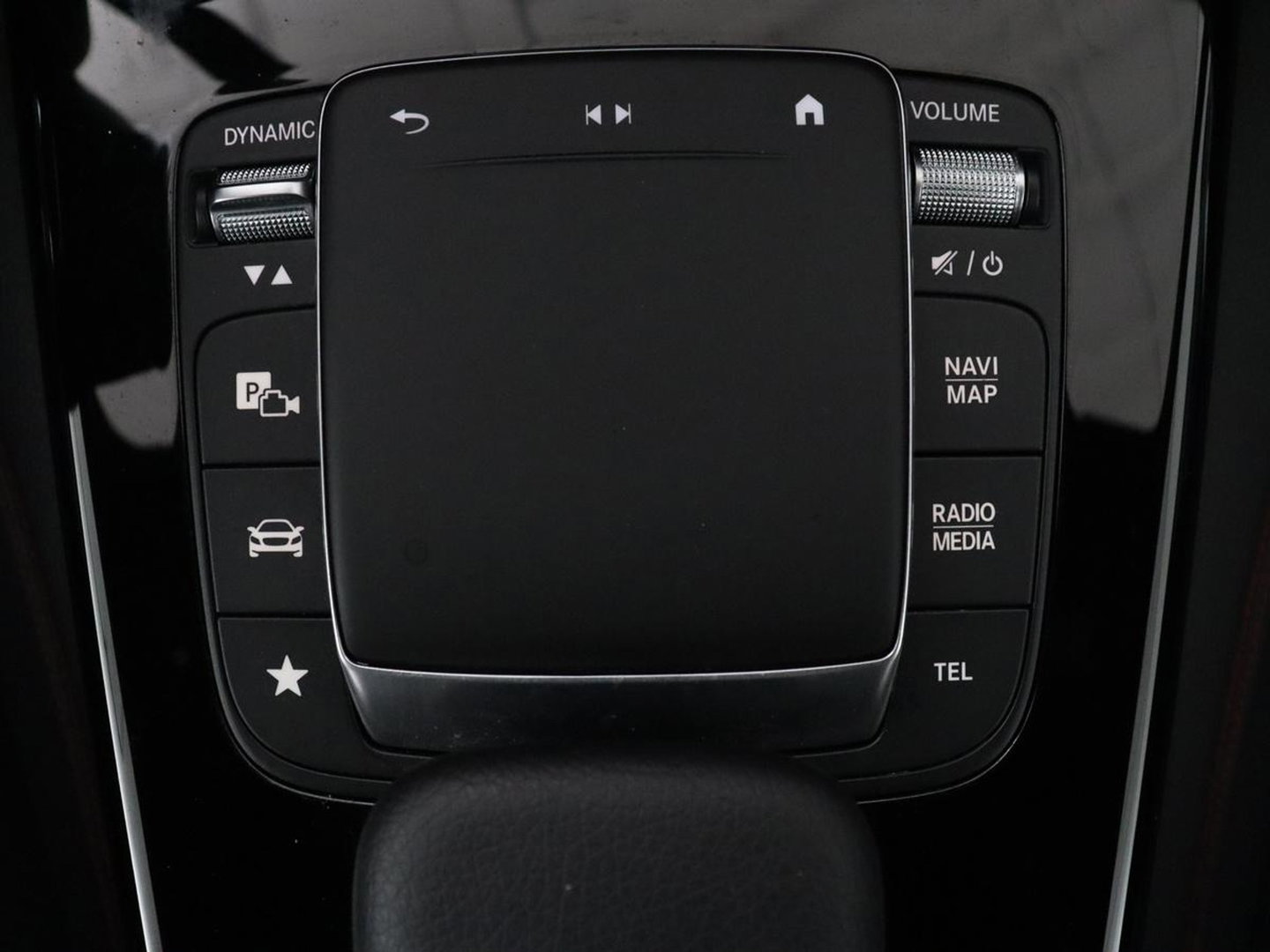 Mercedes-Benz A-Klasse 180 Business Solution AMG