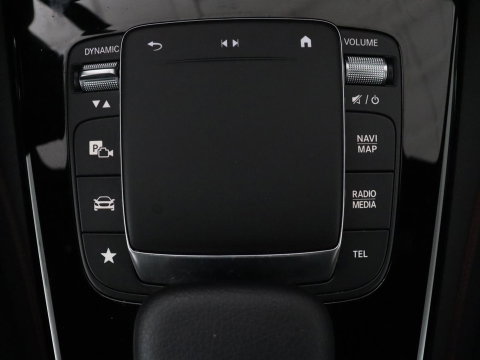 Mercedes-Benz A-Klasse 180 Business Solution AMG