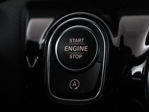 Mercedes-Benz A-Klasse 180 Business Solution AMG