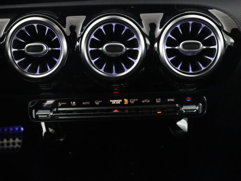 Mercedes-Benz A-Klasse 180 Business Solution AMG