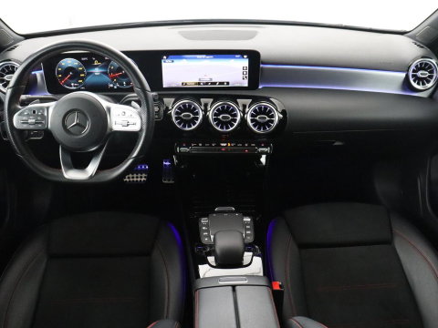 Mercedes-Benz A-Klasse 180 Business Solution AMG