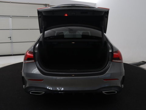 Mercedes-Benz A-Klasse 180 Business Solution AMG
