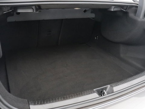 Mercedes-Benz A-Klasse 180 Business Solution AMG
