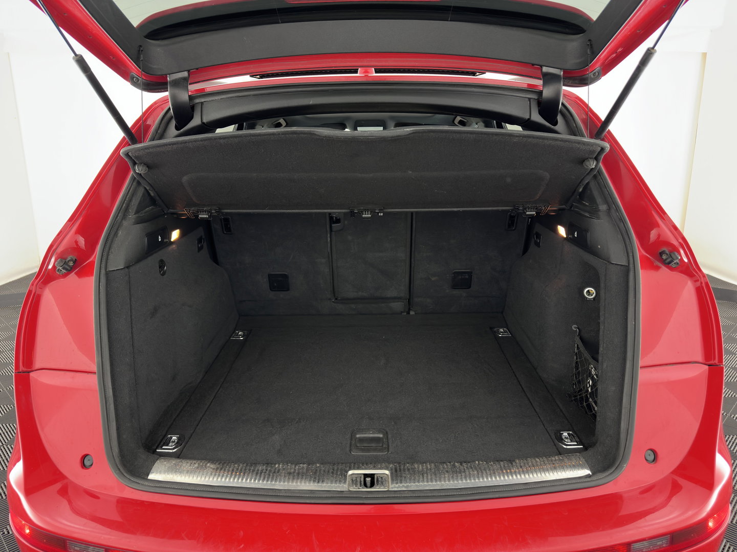 Audi SQ5 3.0 TDI quattro Pro Line Aut. *PANO | LEATHER-ALCANTARA | XENON | ADAPTIVE-CRUISE | HEATED-SPORTSEATS | CAMERA | NAVI-FULLMAP | PRIVACY-GLASS | SHIFTPADDLES | TOWBAR | 21''ALU*
