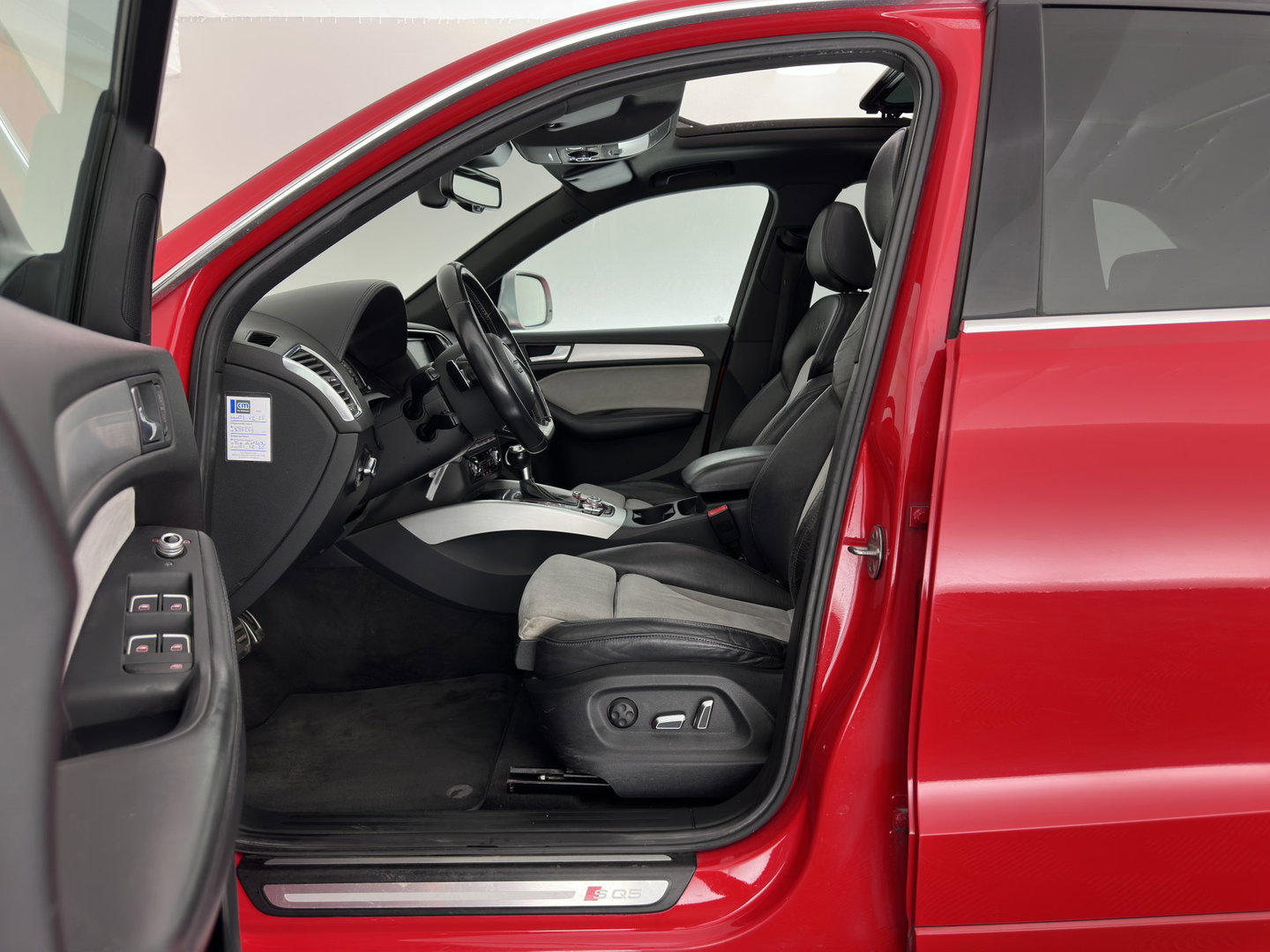 Audi SQ5 3.0 TDI quattro Pro Line Aut. *PANO | LEATHER-ALCANTARA | XENON | ADAPTIVE-CRUISE | HEATED-SPORTSEATS | CAMERA | NAVI-FULLMAP | PRIVACY-GLASS | SHIFTPADDLES | TOWBAR | 21''ALU*