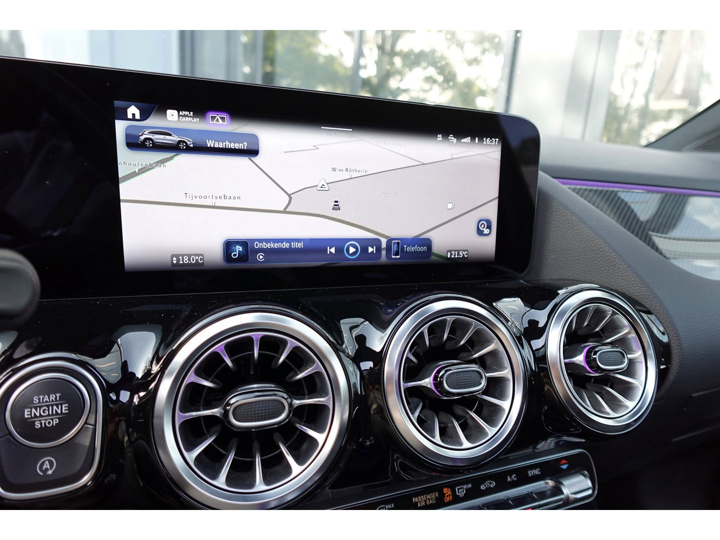 Mercedes-Benz GLA 180 AMG PANO KEYLESS HUD SFEER