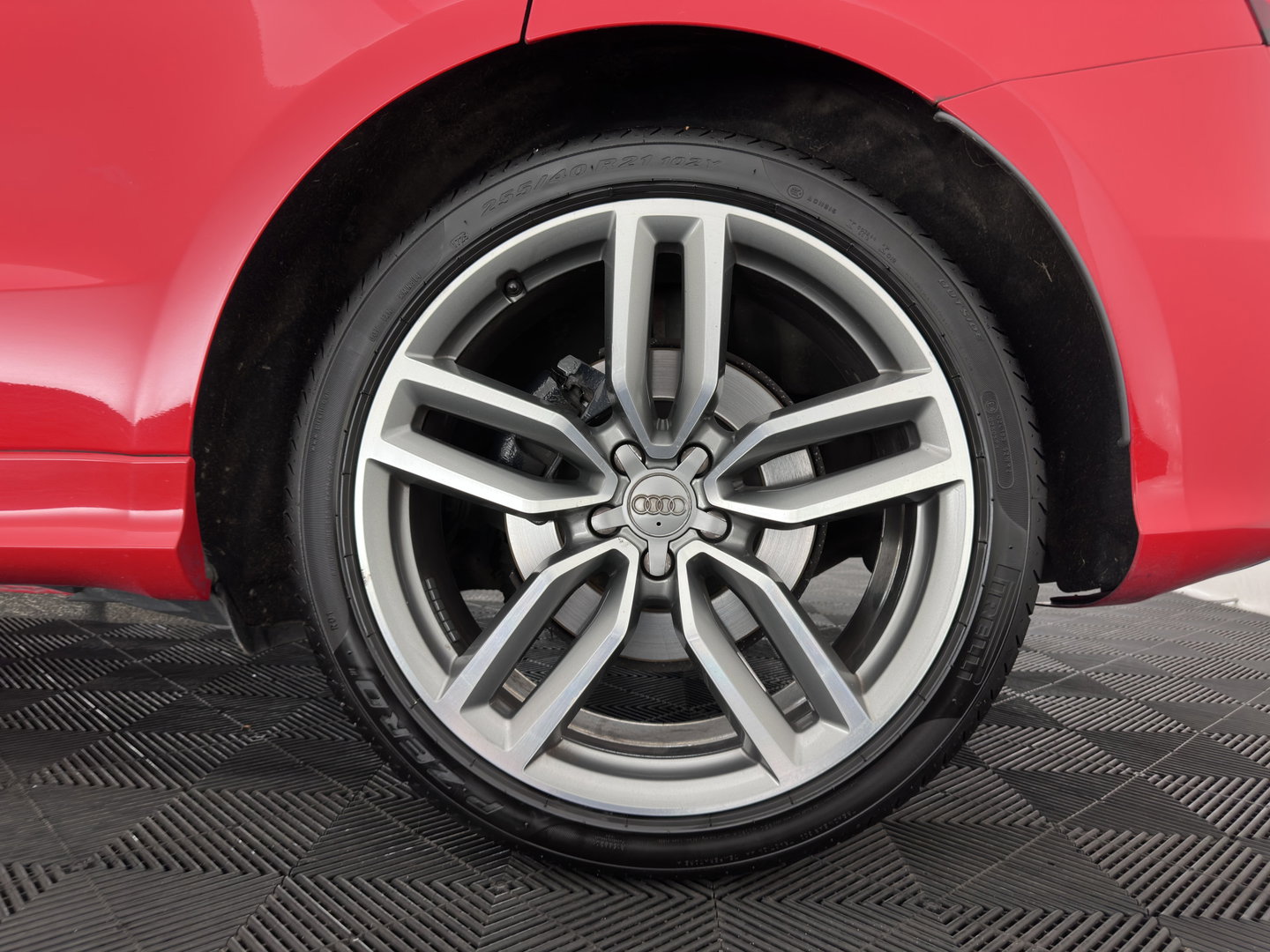 Audi SQ5 3.0 TDI quattro Pro Line Aut. *PANO | LEATHER-ALCANTARA | XENON | ADAPTIVE-CRUISE | HEATED-SPORTSEATS | CAMERA | NAVI-FULLMAP | PRIVACY-GLASS | SHIFTPADDLES | TOWBAR | 21''ALU*