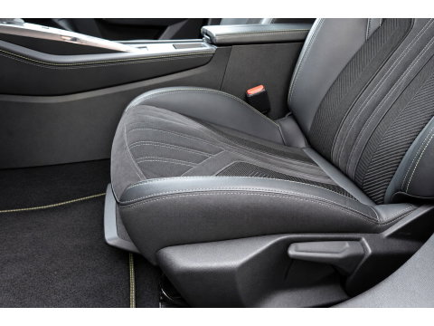 Peugeot 308 1.2 PureTech GT PANO 360 MATRIX
