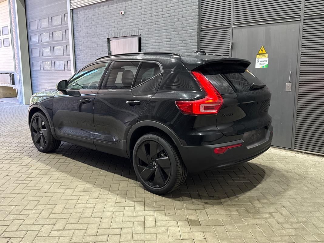 Volvo XC40 2.0 B3 Plus Black Edition | Harman/Kardon | BLIS | 360° Camera | Pilot Assist | Stoel+Stuurverwarming | Memory | ACC | 20 Inch