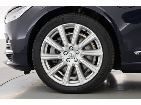 Volvo S90 2.0 T8 AWD Inscription | Luchtvering | Head-up | Trekhaak | Ventilatiestoelen | Camera |