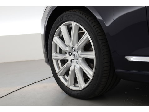 Volvo S90 2.0 T8 AWD Inscription | Luchtvering | Head-up | Trekhaak | Ventilatiestoelen | Camera |