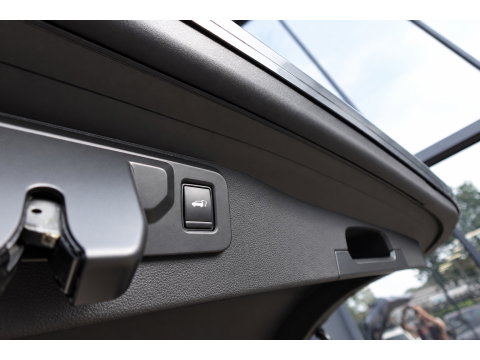 Renault Austral 1.2 E-Tech full hybrid 200 Evolution PANO HUD CAM