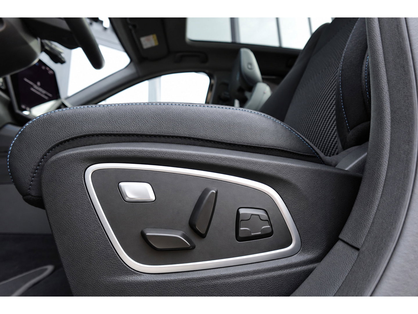Renault Austral 1.2 E-Tech full hybrid 200 Evolution PANO HUD CAM