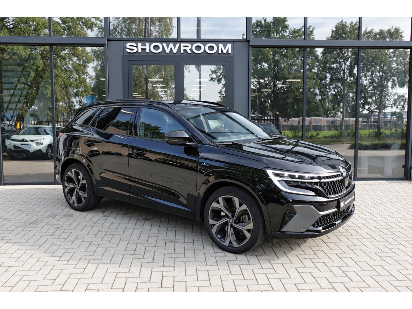 Renault Austral 1.2 E-Tech full hybrid 200 Evolution PANO HUD CAM