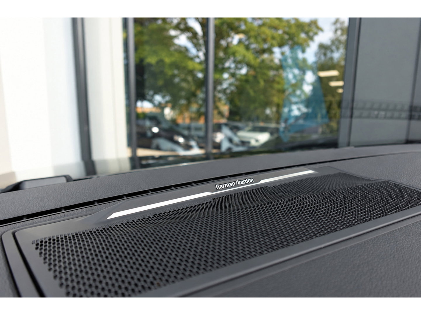 Renault Austral 1.2 E-Tech full hybrid 200 Evolution PANO HUD CAM