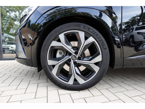 Renault Austral 1.2 E-Tech full hybrid 200 Evolution PANO HUD CAM
