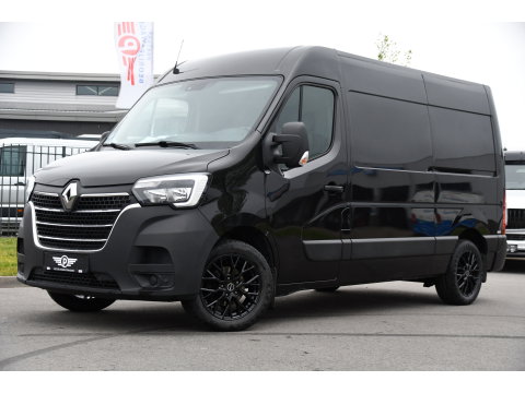 Renault Master T35 2.3 dCi 150 L2H2 Black Edition Cruise, Camera, Carplay, 136pk, Automaat Multimedia, LED, NAVI, Trekhaak, Uniek!