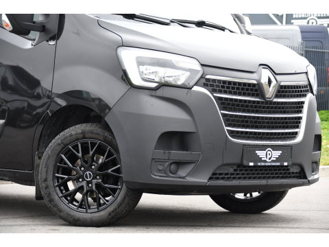 Renault Master T35 2.3 dCi 150 L2H2 Black Edition Cruise, Camera, Carplay, 136pk, Automaat Multimedia, LED, NAVI, Trekhaak, Uniek!