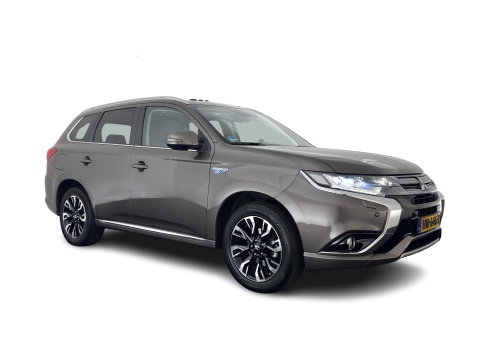 Mitsubishi Outlander 2.0 PHEV instyle+ Aut *PANO | LEATHER | FULL-LED | NAVI-FULLMAP | KEYLESS | TOPVIEW | HEATED-COMFORTSEATS | ECC | SHIFT-PADDLES | PDC | CRUISE | PRIVACY-GLASS | DAB | TOWBAR | 18''ALU*