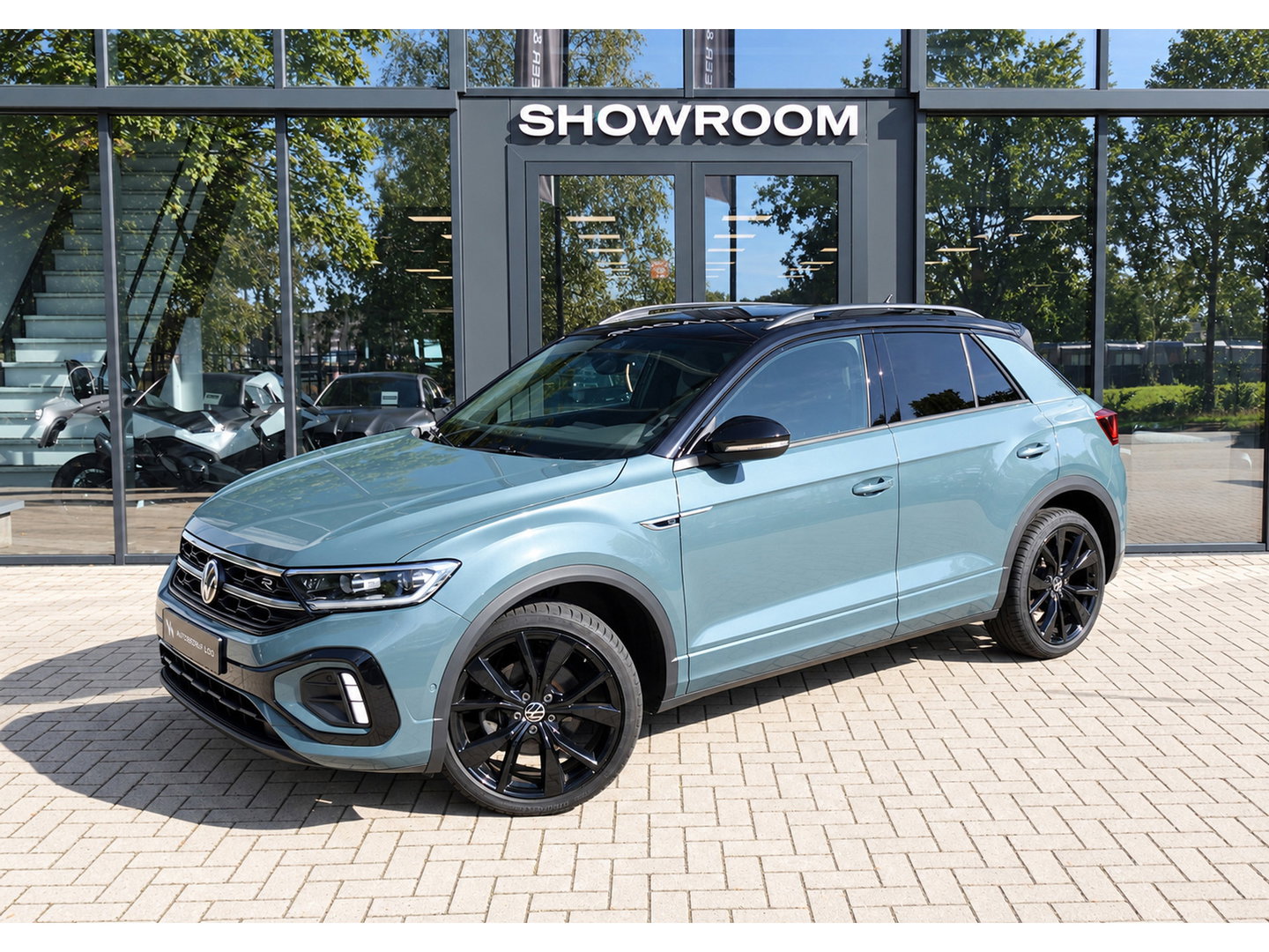 Volkswagen T-Roc 1.5 TSI R-Line Business+ PANO IQ.LIGHT ACC VOL