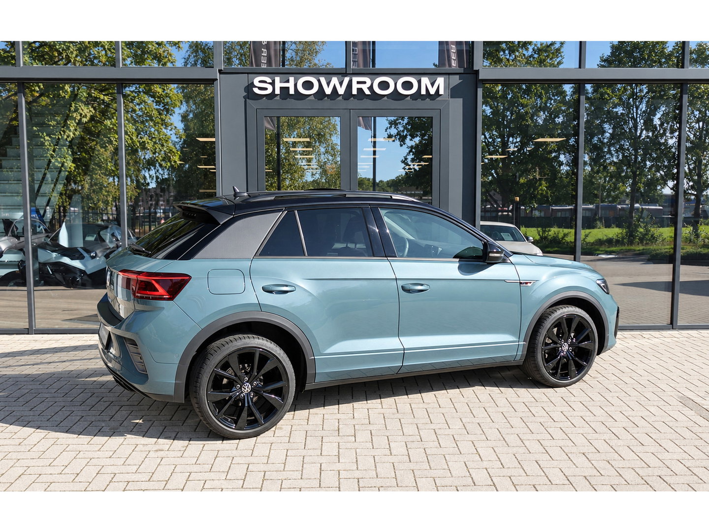 Volkswagen T-Roc 1.5 TSI R-Line Business+ PANO IQ.LIGHT ACC VOL