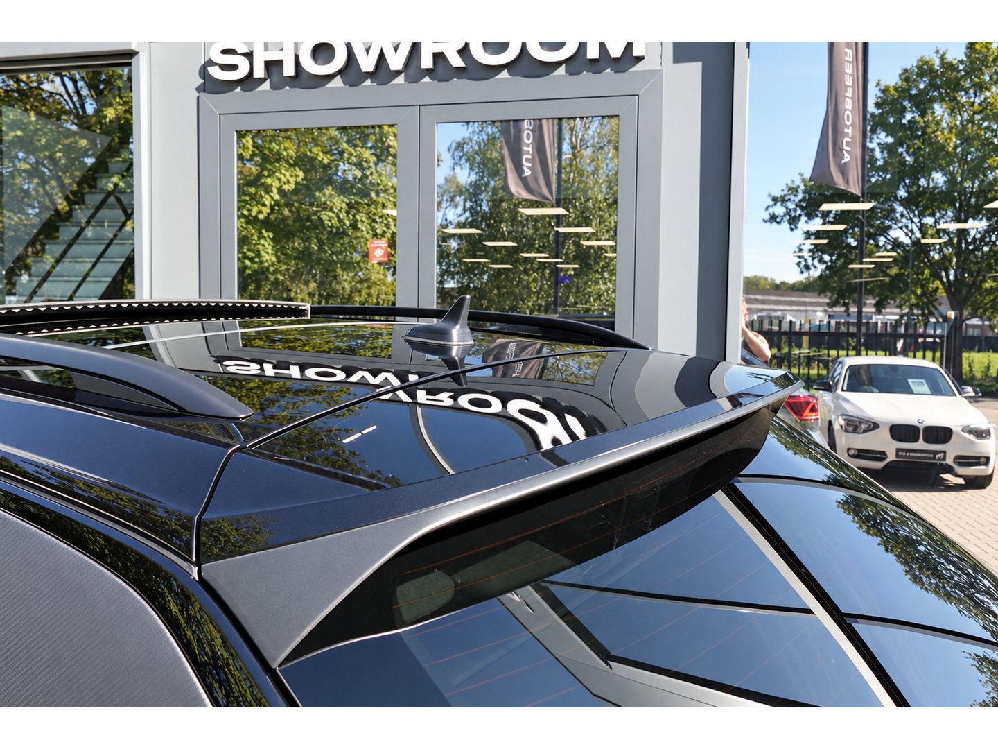 Volkswagen T-Roc 1.5 TSI R-Line Business+ PANO IQ.LIGHT ACC VOL